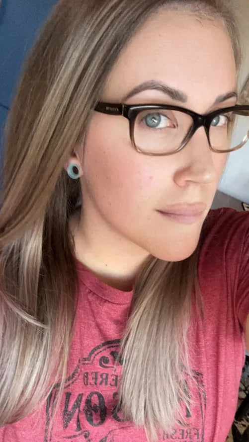Amber B. ~ Verified Buyer